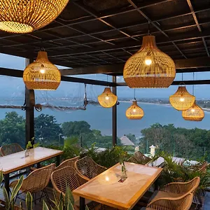 4* Hotel Del Cielo